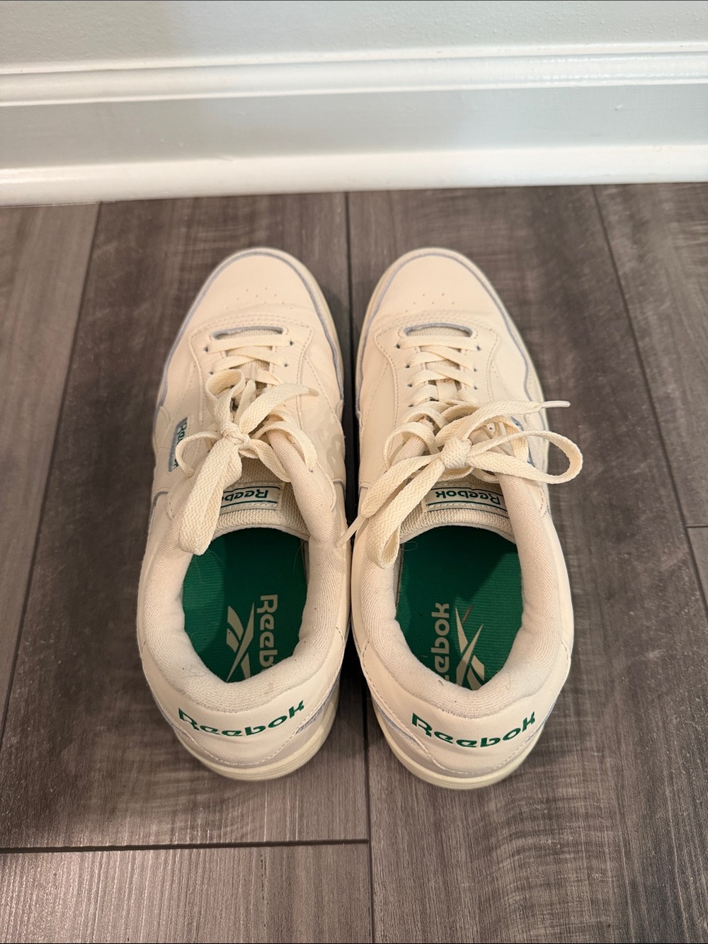 Reebok Men's Cream Leather Sneakers with Green Interior